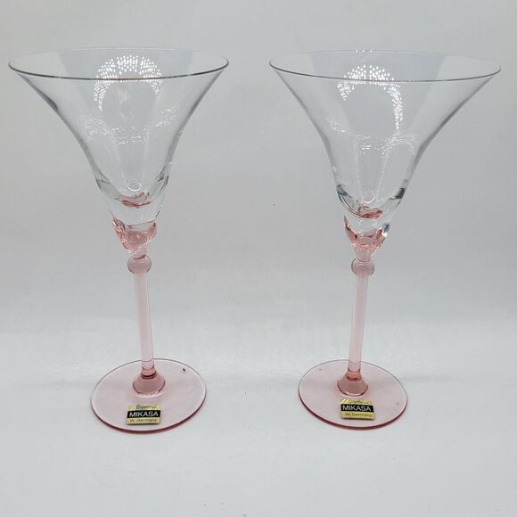 Mikasa "Belladonna' Set Of 2 Coral Tulip 7 7/8"Tall Wine Glasses - Picture 1 of 10